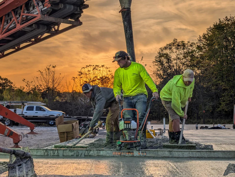 ScreeDemon Vibratory Wet Screed | MBW