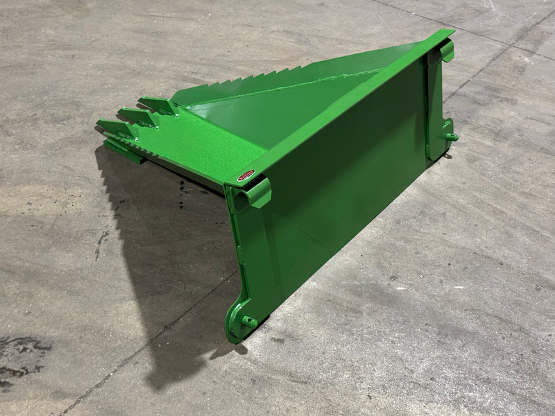 Stump Bucket | Storm
