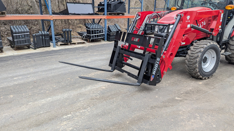 2000 LB Pallet Forks | Storm