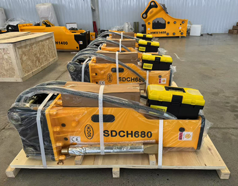 Excavator Hydraulic Breaker Attachment