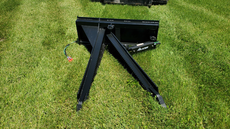 Glacier Extreme Stump Shark resting on grass, showing both serrated teeth open and the mounting frame