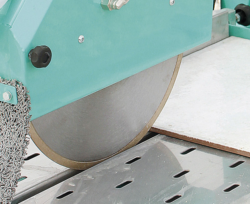 IMER Combicut 350 iPower tile and masonry saw, blade head over the cutting tray