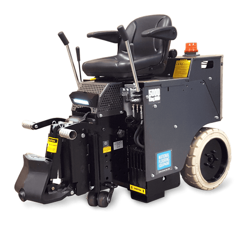 5000DL compact ride-on scraper on a low-profile frame with orange beacon and front blade head