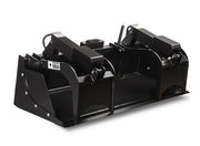 Grapple bucket studio three-quarter view, serrated arm tips resting on the bucket lip