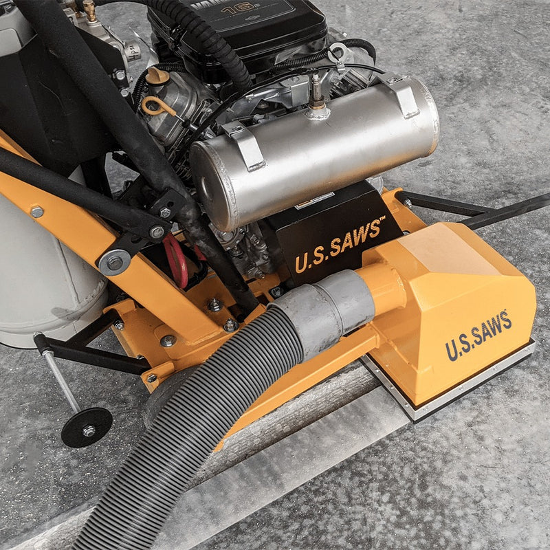 Vacuum hose connected to the MC-800 blade guard dust port